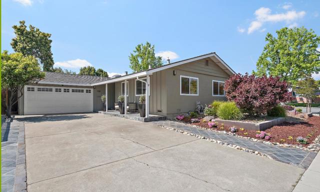 728 Glencoe Court, Sunnyvale CA: https://media.crmls.org/mediaz/b234d399-cdbd-4d51-bc8f-444c9af68162.jpg