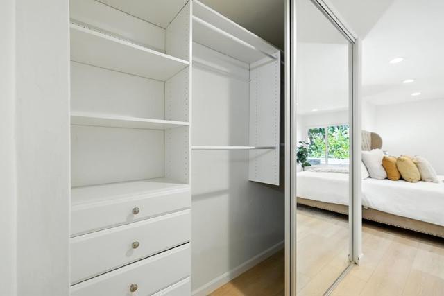 2452 W Bayshore Road, Palo Alto CA: https://media.crmls.org/mediaz/b234e37e-c2b2-473d-a930-3b016c63ddcb.jpg