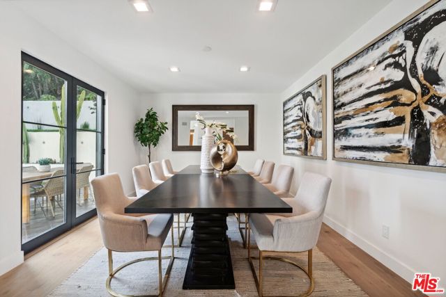 8171 Tianna Road, Los Angeles CA: https://media.crmls.org/mediaz/b23549d5-f724-43f9-a369-33213cf8a55f.jpg