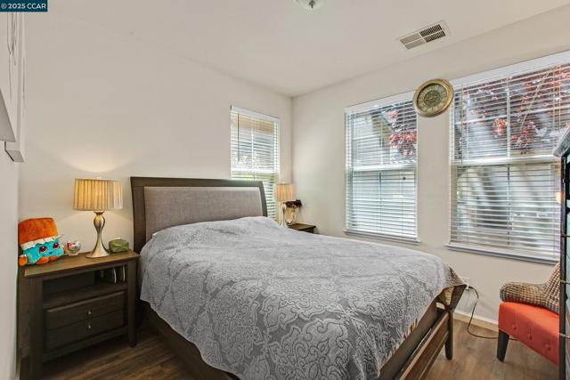 5349 EAGLE COURT, Richmond CA: https://media.crmls.org/mediaz/b2359966-af94-427a-9b2f-6d0789a183c9.jpg