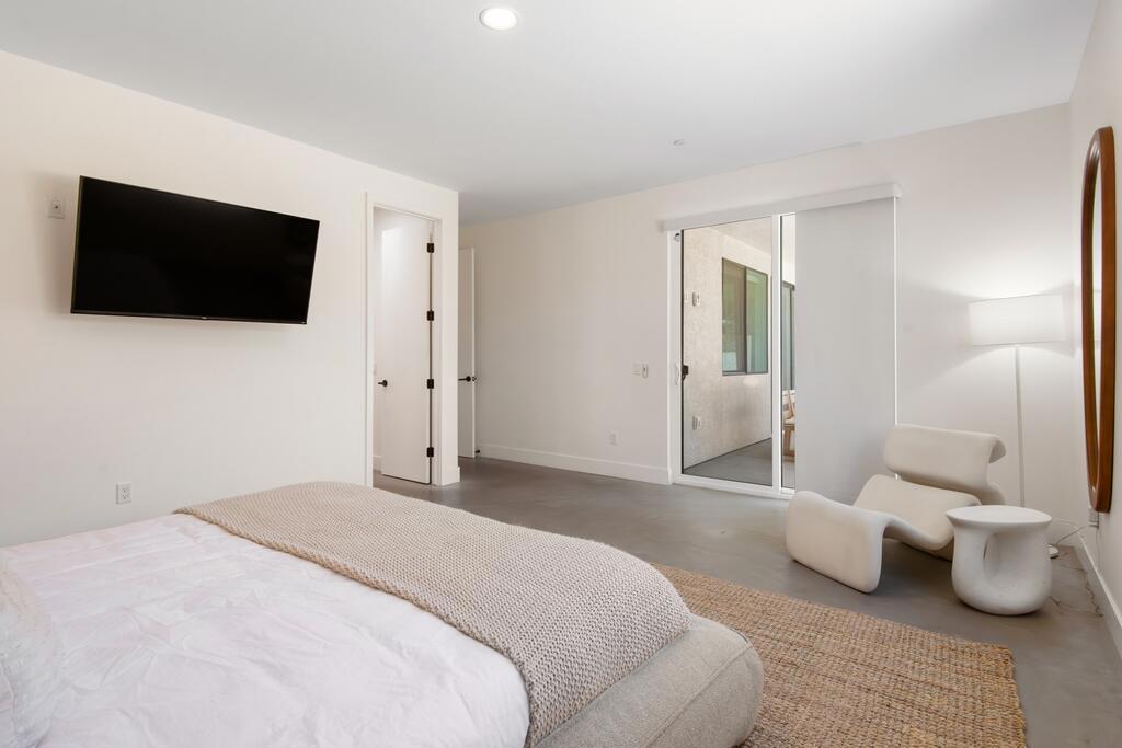 MLS #219133689DA image #11