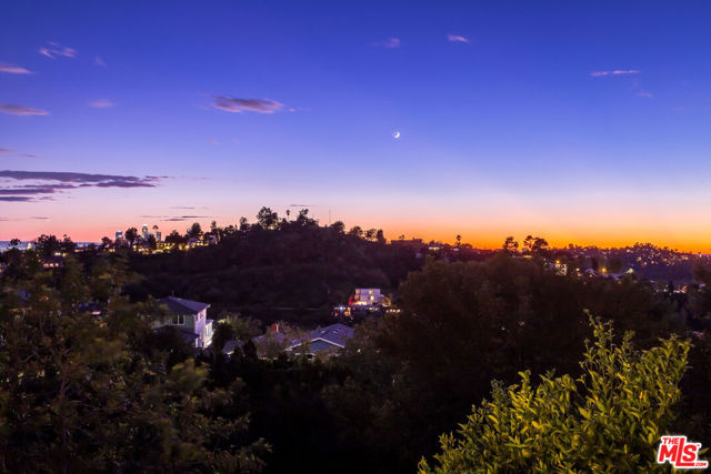 4015 Karelia Street, Los Angeles CA: https://media.crmls.org/mediaz/b236df0d-cdfc-4b63-85b1-dac8b867e66c.jpg