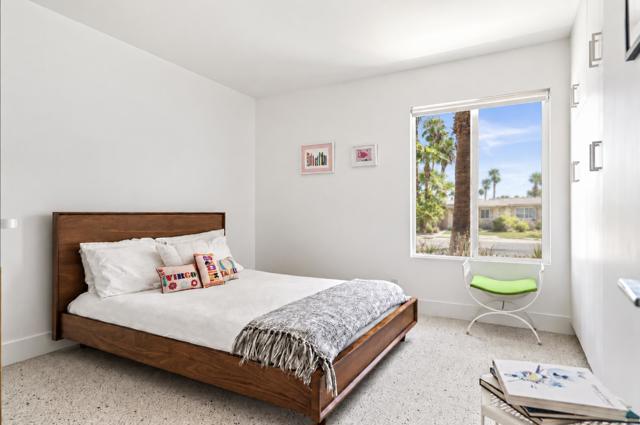 165 S Avenida Elenora, Palm Springs, CA 92262