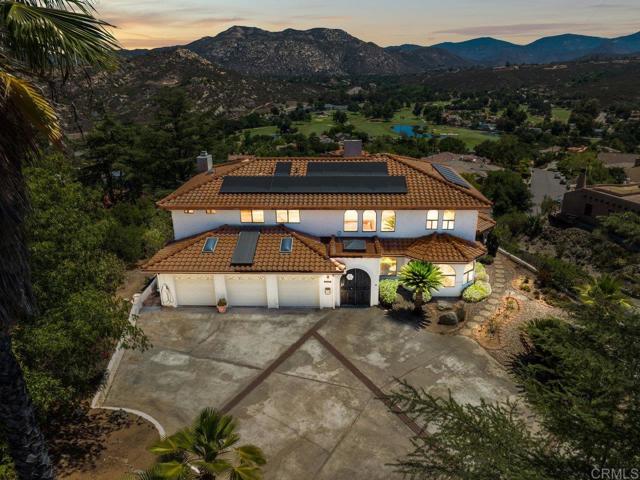 23742 Calistoga Place, Ramona CA: https://media.crmls.org/mediaz/b236fd71-9795-4be6-9f28-513fdb905f3c.jpg