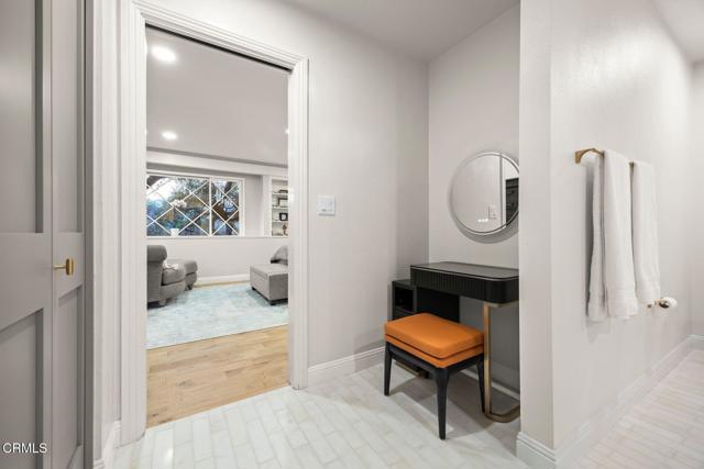 Detail Gallery Image 17 of 40 For 1990 Valley Meadow Dr, Oak View,  CA 93022 - 4 Beds | 2/1 Baths
