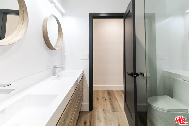 8335 GLADBECK Avenue, Northridge CA: https://media.crmls.org/mediaz/b2377fbe-8087-4cbb-9590-e871303ea4d2.jpg