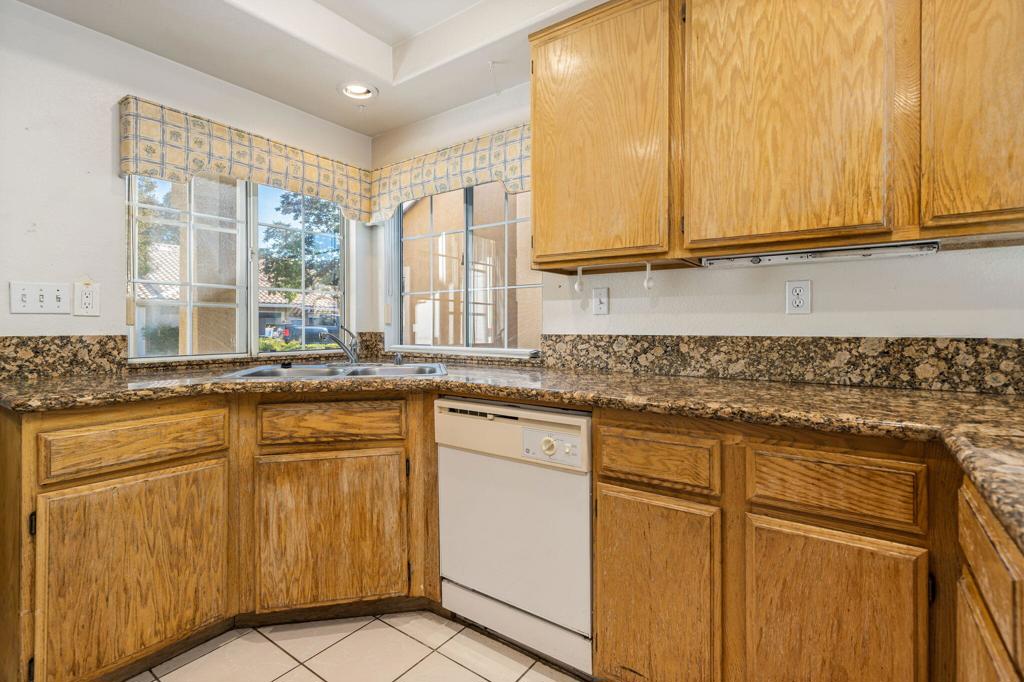 MLS #219136346PS image #9