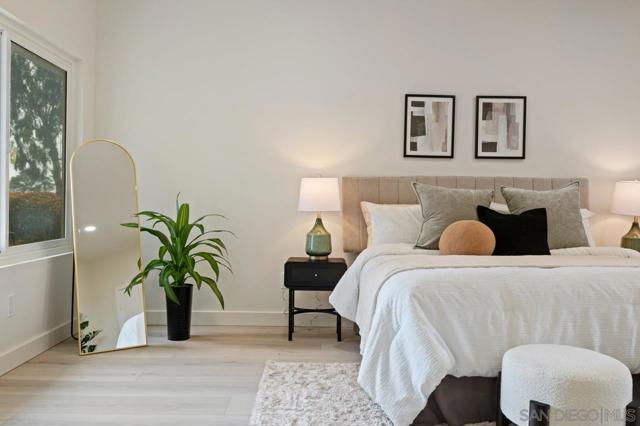 8206 Caminito Lacayo, La Jolla CA: https://media.crmls.org/mediaz/b23bae1b-25e7-4e8b-95e4-27c8174b2a9c.jpg