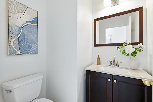 1140 Pointe Hope, San Jose CA: https://media.crmls.org/mediaz/b23c2b1a-bbaa-4488-a2e9-378980491abf.jpg