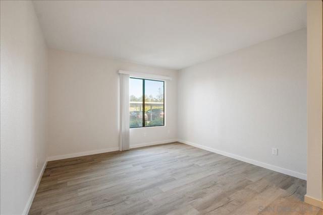 8488 New Salem St #69, San Diego CA: https://media.crmls.org/mediaz/b23c7ff3-c4e7-4f83-a6c2-496bdba242f3.jpg