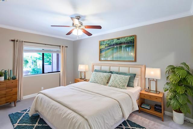 4009 W Lakeshore Drive, San Ramon CA: https://media.crmls.org/mediaz/b23cf5e5-7559-4253-9687-321eeb001d56.jpg