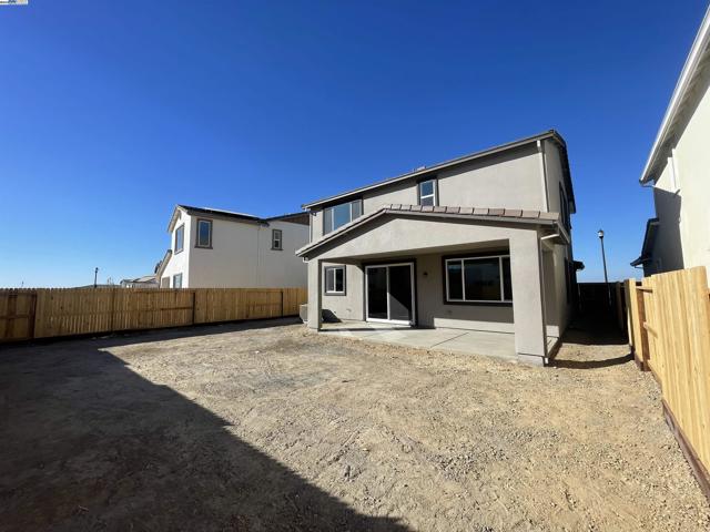 2177 Gentle Rain Drive, Roseville CA: https://media.crmls.org/mediaz/b23df317-643a-4830-9ac9-26b6ac559a31.jpg