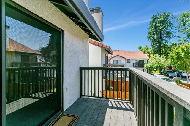 771 Williamsburg Way, Gilroy CA: https://media.crmls.org/mediaz/b23ea15e-d6ce-4295-87b5-2559c0b4822d.jpg