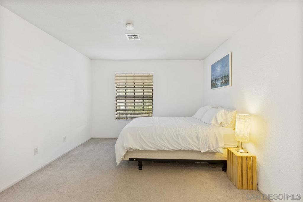 10379 Azuaga St - photo 15
