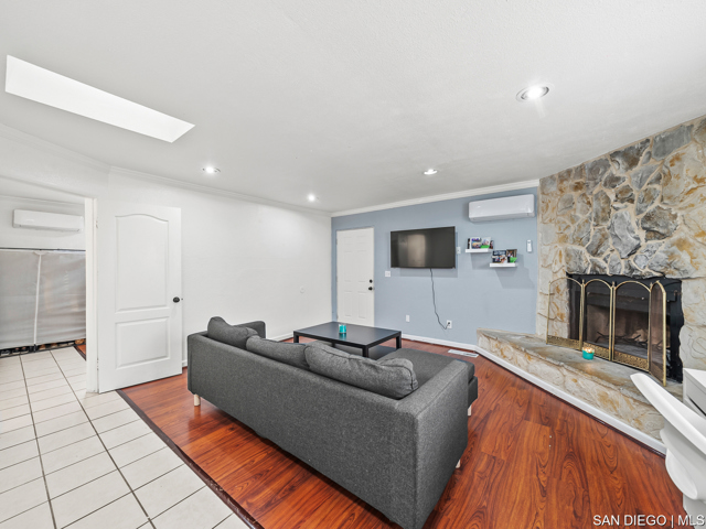 5949 Alleghany ST, San Diego CA: https://media.crmls.org/mediaz/b23f3291-e1cc-49fa-b9d8-6cabdc592646.jpg