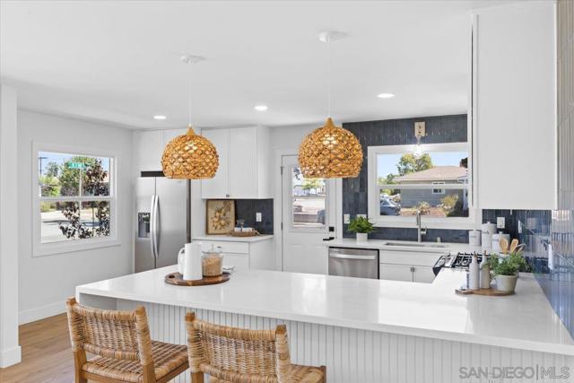 1967 Wedgemere Rd, El Cajon CA: https://media.crmls.org/mediaz/b23f3ac5-0746-4b46-8aaa-78d680957b7f.jpg