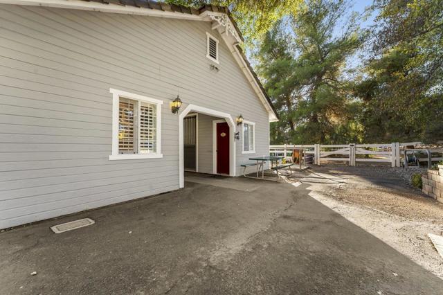 Image 60 of 75 For 1728 Rancho Judith