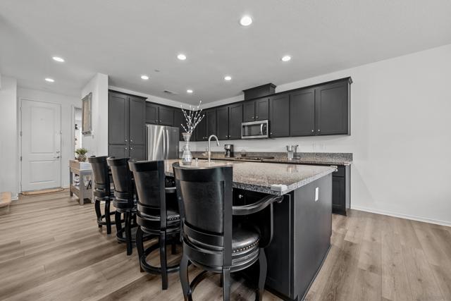 Image 7 of 32 For 38512 Rosegate Pl