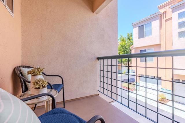 992 Alpine Terrace, Sunnyvale CA: https://media.crmls.org/mediaz/b2408359-86fa-4bdc-8db6-d3cc4d077f49.jpg