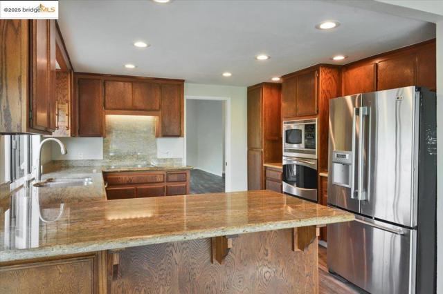 1610 Lawrence Rd, Danville CA: https://media.crmls.org/mediaz/b240a6fb-a1a1-499c-ae2e-6c6f24be122a.jpg