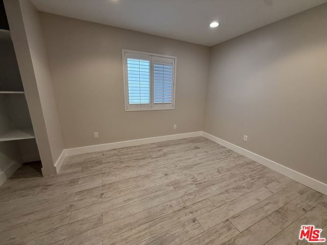 6955 Trolleyway, Playa del Rey CA: https://media.crmls.org/mediaz/b24134ee-a9c6-40e5-beb5-2bcd84ac6272.jpg