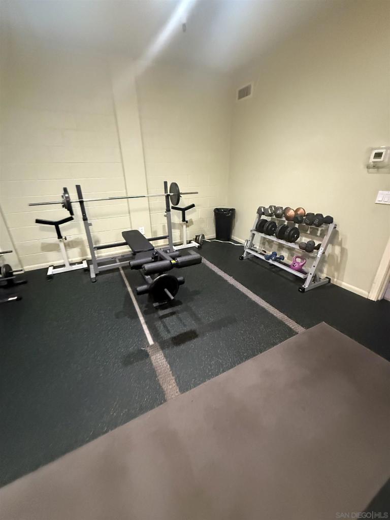 MLS #250032183SD image #9