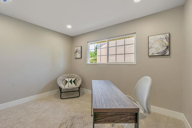 36 Barcelona Ct, Danville CA: https://media.crmls.org/mediaz/b2440145-4477-457e-ae13-138cd13cb63a.jpg