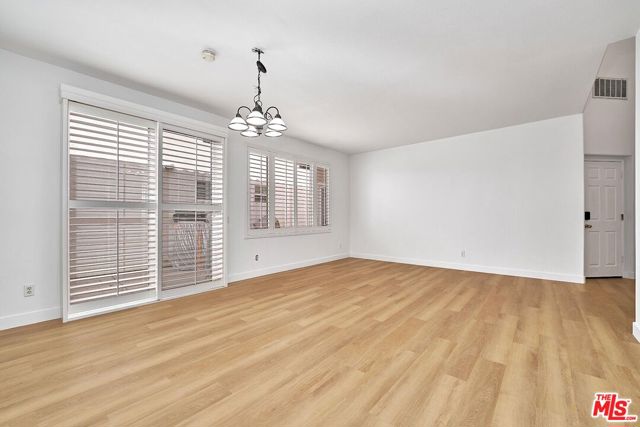 18802 Electra Court, Canyon Country CA: https://media.crmls.org/mediaz/b2445343-108f-49a4-ac73-a6ec2f3f094e.jpg