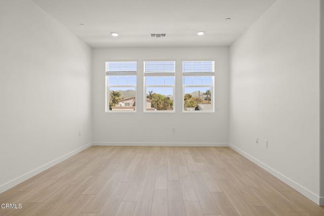 2402 Channel Drive, Ventura CA: https://media.crmls.org/mediaz/b244d4b1-c29f-4de4-849a-0b7937d25c41.jpg