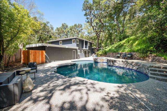 2085 Edgewood Road, Redwood City CA: https://media.crmls.org/mediaz/b244f713-7697-43bb-aa82-5ad6fa29b9a3.jpg