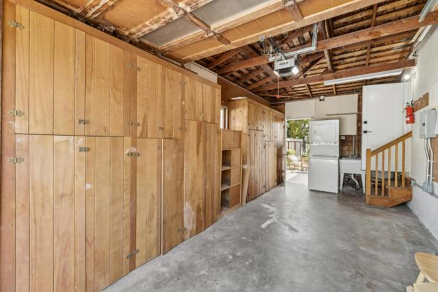4061 Verdosa Drive, Palo Alto CA: https://media.crmls.org/mediaz/b2465bbd-2c5d-4b75-b486-4369eaa21975.jpg