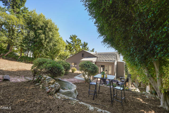 Detail Gallery Image 33 of 36 For 3961 Cumberland Ave, Los Angeles,  CA 90027 - 3 Beds | 2 Baths