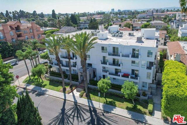 739 Lorraine Boulevard, 402