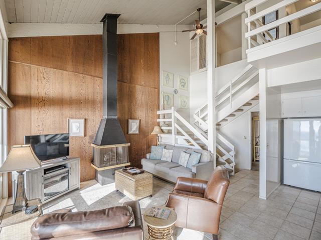 753 The Shoreline, La Selva Beach CA: https://media.crmls.org/mediaz/b24925c5-0ccf-47b9-acae-6d2beca4bd33.jpg