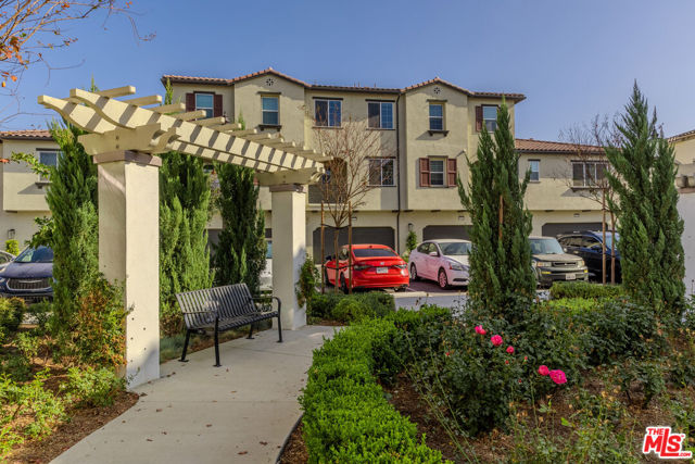 15978 Pilot Avenue, Chino CA: https://media.crmls.org/mediaz/b249d872-e084-4b49-a2d5-f15086c5a846.jpg