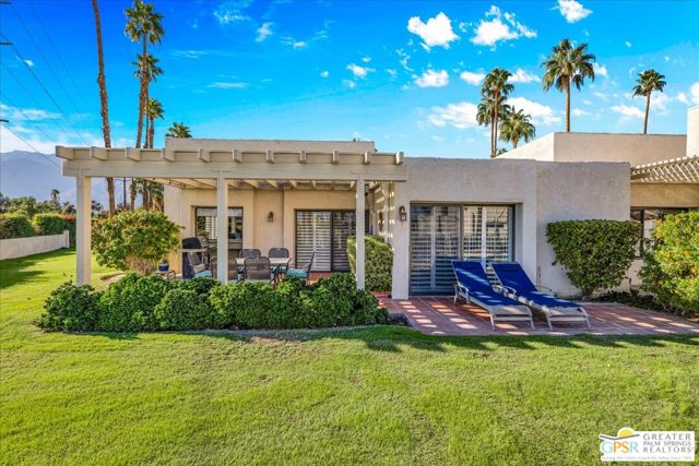 1678 Paseo De La Palma, Palm Springs CA: https://media.crmls.org/mediaz/b24a2591-9338-4742-9b7b-d1b07b9dc57e.jpg