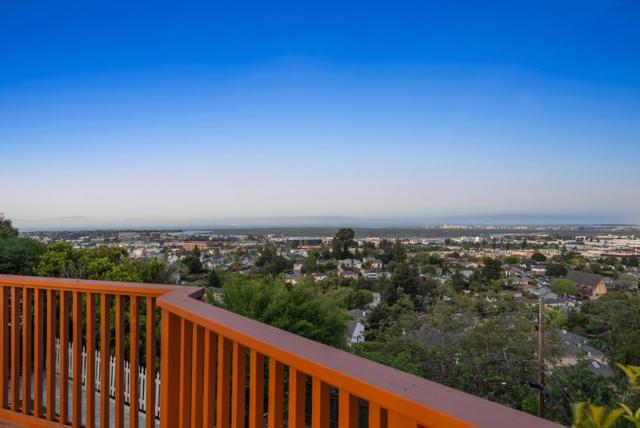 141 Hillcrest Road, San Carlos CA: https://media.crmls.org/mediaz/b24a892d-9c5f-463d-8c7e-d38e28c152ad.jpg