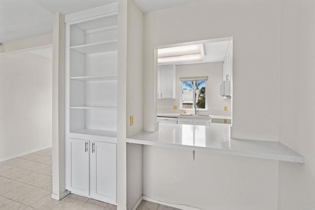 Detail Gallery Image 10 of 27 For 230 Candice Pl, Vista,  CA 92083 - 1 Beds | 1 Baths