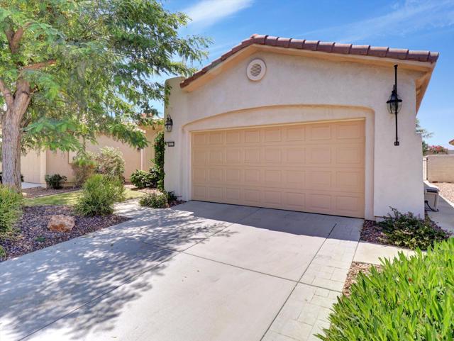 80311 Avenida Santa Belinda, Indio CA: https://media.crmls.org/mediaz/b24b60dd-0fa8-4e74-b576-004f272c353e.jpg