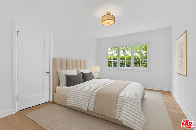 951 N Martel Avenue, Los Angeles CA: https://media.crmls.org/mediaz/b24bb9af-1e5d-4975-8f48-f65c8abdfc46.jpg