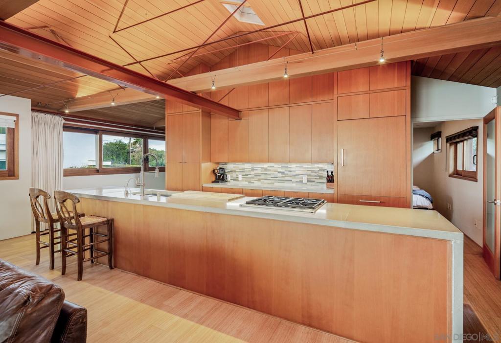 330 Neptune Ave - photo 13