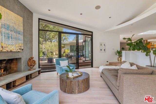 874 N Norman Place, Los Angeles CA: https://media.crmls.org/mediaz/b24c54a7-3f87-493a-b2f1-4d7c780bd508.jpg