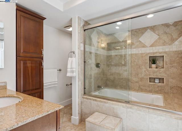 2485 Talavera Dr, San Ramon CA: https://media.crmls.org/mediaz/b24c6351-d72a-407b-af1d-dd9a968f3b0d.jpg