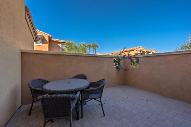 80049 Silver Sage Lane, La Quinta CA: https://media.crmls.org/mediaz/b24d3ee7-ed7f-49d2-a3a6-f0e858a5b1d4.jpg