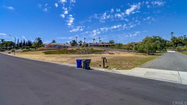 0 Altamira Court, Vista CA: https://media.crmls.org/mediaz/b24ecc33-687e-4beb-a379-185a0fbf87bb.jpg