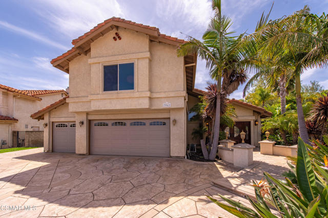 3961 Springtime Lane, Moorpark CA: https://media.crmls.org/mediaz/b24eec8f-5462-411d-95b8-4cdf2a7c0307.jpg