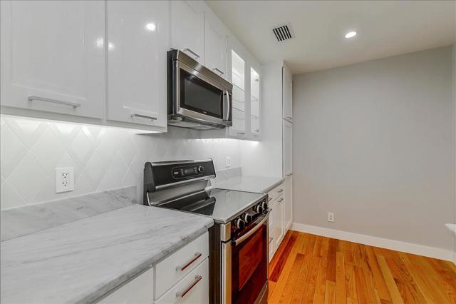 1203 N Sweetzer Avenue, West Hollywood CA: https://media.crmls.org/mediaz/b24f35b5-11f8-4e4e-a668-286159f36a09.jpg