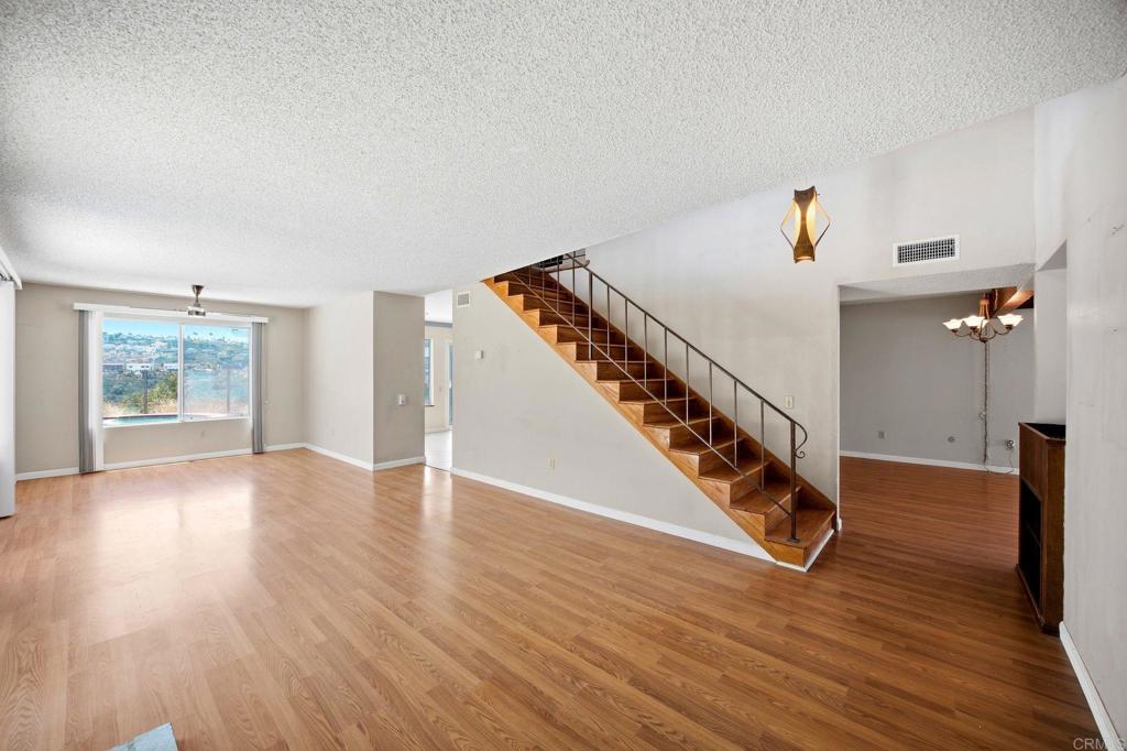 6731 Lofty View - photo 12