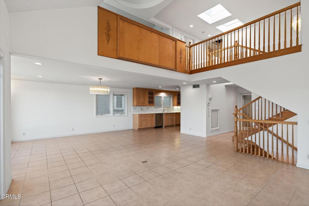 MLS #V1-33403 image #15