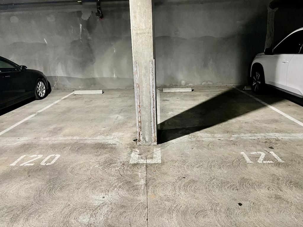 https://media.crmls.org/mediaz/b252b429-90b5-4e6c-af50-5623ea3f52e2.jpg?preset=X-Large